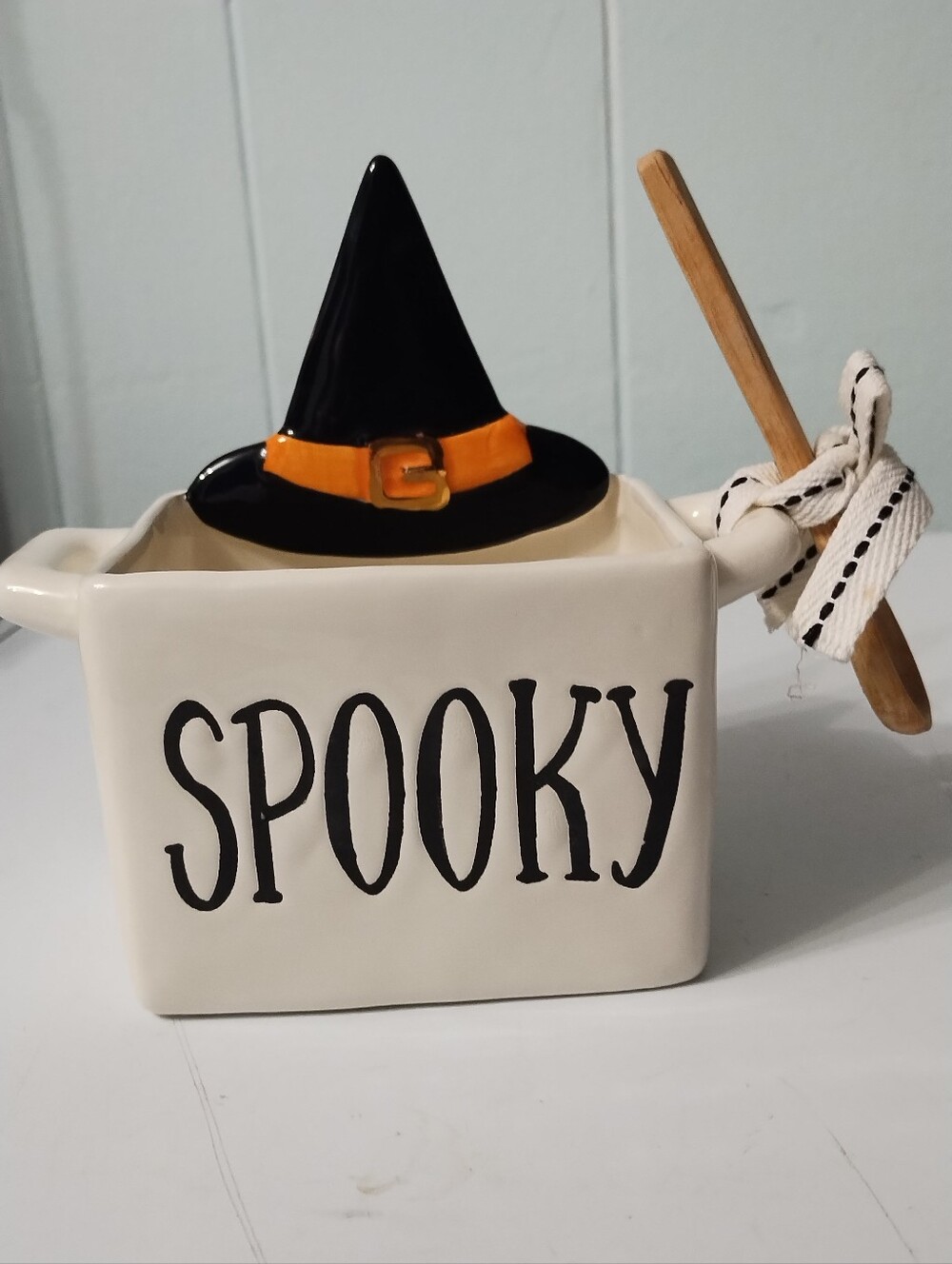 New Mud Pie Halloween Spooky Ceramic Treat Caddy with Witch Hat